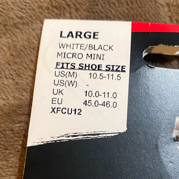 NWT socks • size large - Picture 2 of 3